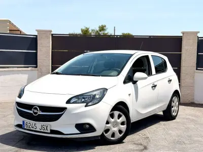 Usado Opel Corsa Expression 75 CV (55 kW) 2016 Blanco Utilitario