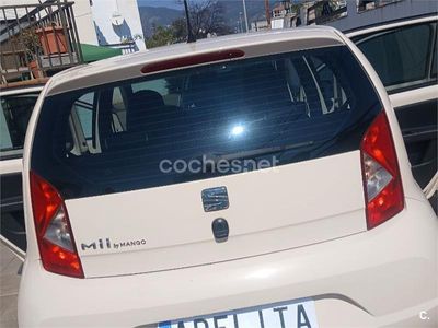 Usado Seat Mii 75 CV (55 kW) 2014 Beige Utilitario