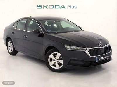 Usado Skoda Octavia Ambition 110 CV (80 kW) 2022 Negro Berlina