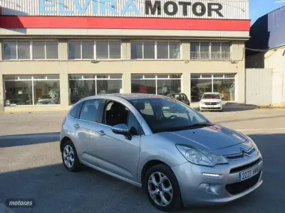 Usado Citroën C3 Seduction 70 CV (51 kW) 2014 Plateado