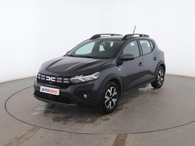 Gris Usado 2023 Dacia Sandero Expression Utilitario | 15.799 € (Precio justo)