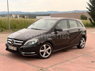 Mercedes B200