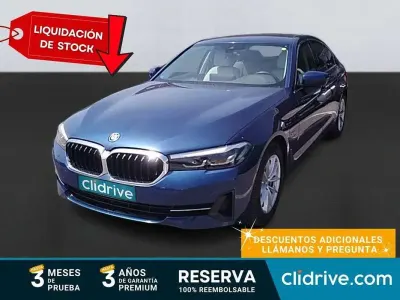 Usado BMW 530e Comfort Edition 184 CV (135 kW) 2022 Azul Berlina