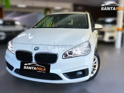 Usado BMW 218 136 CV (100 kW) 2015 Blanco Familiar