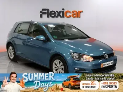 Usado VW Golf VII Advance 110 CV (80 kW) 2017 Azul Utilitario