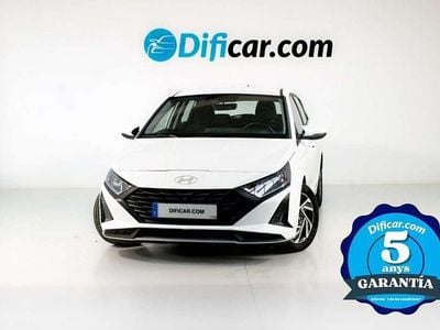 Blanco Usado 2024 Hyundai i20 Utilitario | 15.490 € (Precio justo)