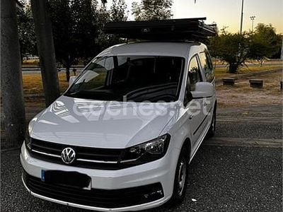 Usado VW Caddy Beach 102 CV (75 kW) 2016 Blanco Monovolumen