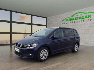 Azul Usado 2022 VW Touran Advance Monovolumen | 16.653 €