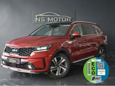 Usado Kia Sorento Plus 232 CV (170 kW) 2023 Rojo SUV