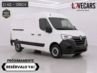 Usado Renault Master 135 CV (99 kW) 2022 Blanco Monovolumen