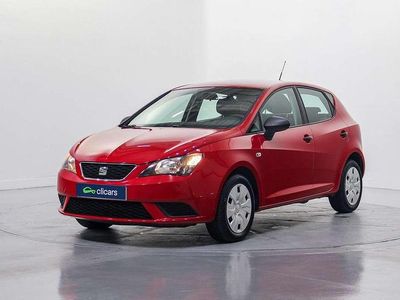 Usado Seat Ibiza Reference 90 CV (66 kW) 2015 Rojo Utilitario
