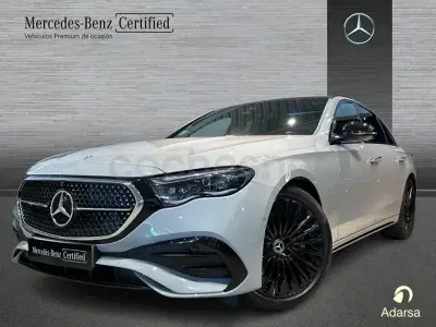 Usado Mercedes E220 197 CV (144 kW) 2025 Gris / plata Berlina