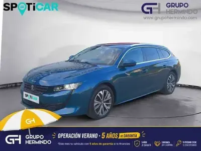 Usado Peugeot 508 SW Allure 130 CV (95 kW) 2021 Azul Familiar
