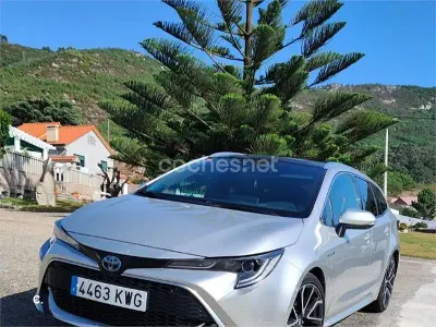 Usado Toyota Corolla Advance 180 CV (132 kW) 2019 Gris / plata Familiar