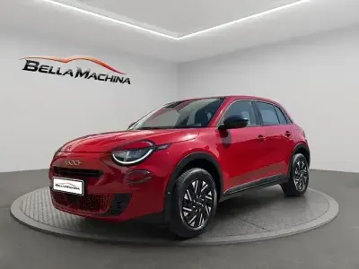 Usado Fiat 600 La Prima 100 CV (73 kW) 2025 Rojo SUV