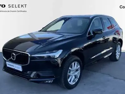Usado Volvo XC60 Momentum 2021 Negro SUV