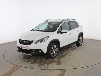 Usado Peugeot 2008 Allure 102 CV (75 kW) 2018 Blanco SUV