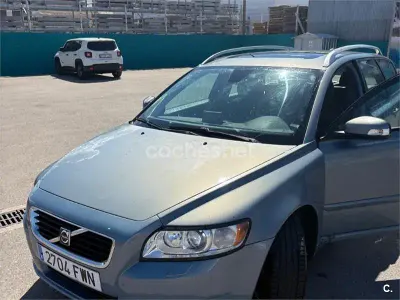 Usado Volvo V50 Summum 136 CV (100 kW) 2007 Gris / plata Familiar