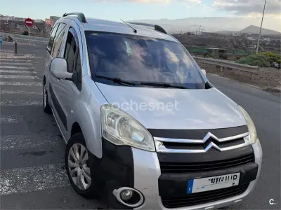Usado Citroën Berlingo XTR 92 CV (67 kW) 2011 Gris / plata Monovolumen