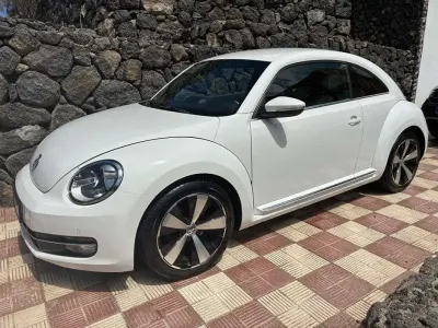 Usado VW Beetle Design 105 CV (77 kW) 2014 Blanco Utilitario