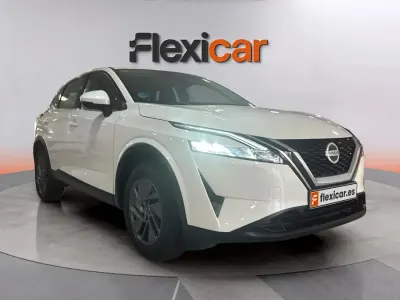 Usado Nissan Qashqai Acenta 158 CV (116 kW) 2021 Blanco SUV