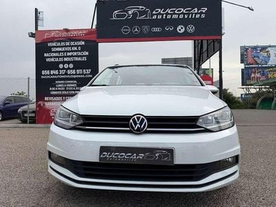 Usado VW Touran Edition 116 CV (85 kW) 2021 Blanco Monovolumen