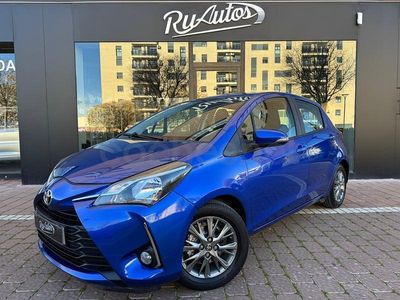 Usado Toyota Yaris Active 69 CV (50 kW) 2019 Azul Berlina