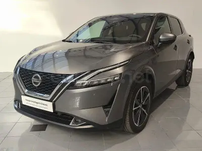 Usado Nissan Qashqai Tekna 158 CV (116 kW) 2022 Gris / plata SUV