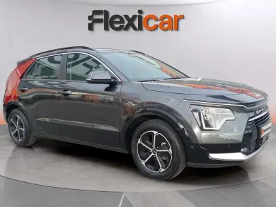 Usado Kia Niro 184 CV (135 kW) 2023 Negro SUV