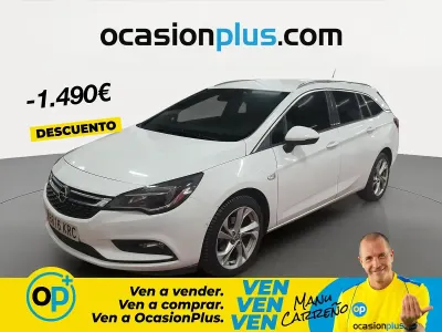 Usado Opel Astra Dynamic 125 CV (91 kW) 2018 Blanco Familiar