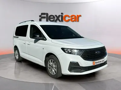 Usado Ford Grand Tourneo Connect Sport 122 CV (89 kW) 2023 Blanco Monovolumen