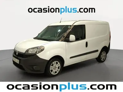 Usado Fiat Doblò 90 CV (66 kW) 2022 Blanco Monovolumen