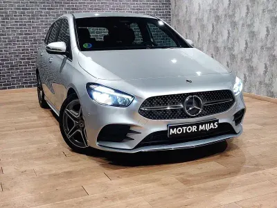 Usado Mercedes B200 163 CV (119 kW) 2023 Gris Utilitario