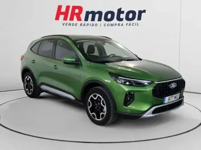 Usado Ford Kuga ST-Line 190 CV (139 kW) 2024 Verde SUV