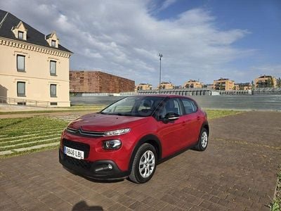 Usado Citroën C3 Feel 82 CV (60 kW) 2019 Rojo Utilitario