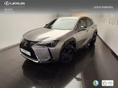 Usado Lexus UX Business Edition 184 CV (135 kW) 2023 Gris / plata SUV