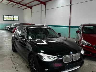Usado BMW 118 170 CV (125 kW) 2011 Negro Utilitario