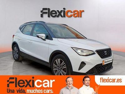 Usado Seat Arona Style 110 CV (80 kW) 2022 Blanco SUV