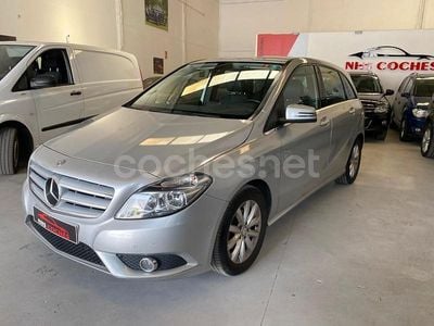 Mercedes B180