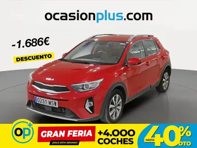 Usado Kia Stonic 100 CV (73 kW) 2024 Blanco SUV