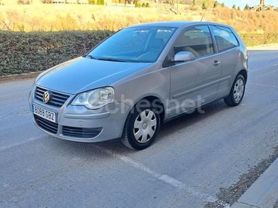 Usado VW Polo United 70 CV (51 kW) 2008 Gris / plata Utilitario