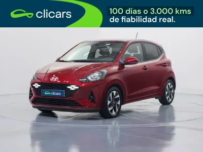 Usado Hyundai i10 67 CV (49 kW) 2024 Rojo Utilitario