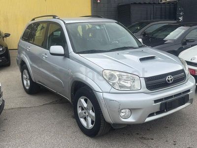 Usado Toyota RAV4 Sol 116 CV (85 kW) 2004 Gris / plata SUV