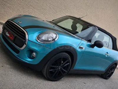 Usado Mini One Cabriolet 102 CV (75 kW) 2016 Azul Descapotable