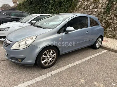 Usado Opel Corsa Enjoy 90 CV (66 kW) 2007 Gris / plata Utilitario