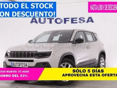 Usado Jeep Avenger Altitude 100 CV (73 kW) 2025 Gris / plata SUV