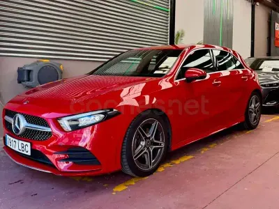 Usado Mercedes A180 116 CV (85 kW) 2019 Rojo Berlina
