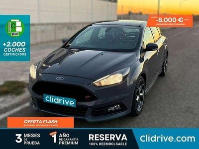 Usado Ford Focus ST 250 CV (183 kW) 2015 Gris Utilitario