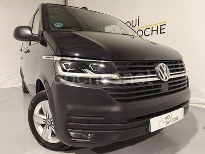 Negro Usado 2023 VW Caravelle Monovolumen | 40.500 € (Un poco caro)