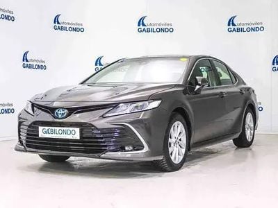 Käytetty Toyota Camry Advance 218 HP (160 kW) 2021 Ruskea Sedan